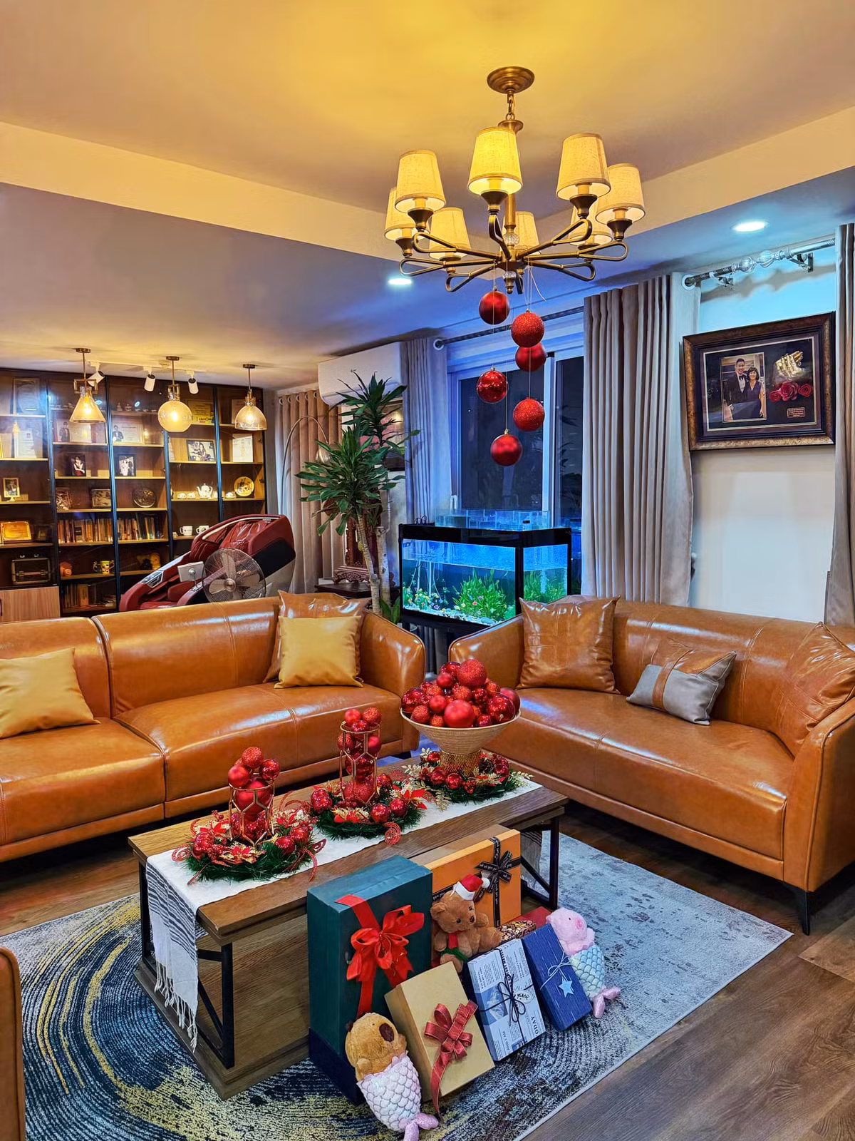 Căn hộ của MC Nguyên Khang gần 5 tỷ đồng, là món quà anh dành tặng mẹ. Ảnh: FB Nguyên Khang