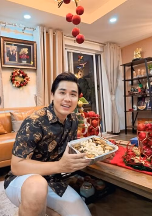 Ngoài vai trò MC, Nguyên Khang còn là “tay chơi” bất động sản. MC Nguyên Khang hiện sống trong một biệt thự 5 tỷ đồng sang trọng. Ảnh: FB Nguyên Khang