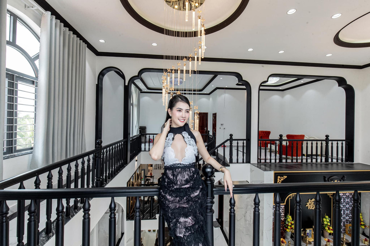 Phần nội thất được người đẹp kỳ công lựa chọn để phù hợp với người lớn tuổi và tạo nên một tổng thể hoàn chỉnh. Ảnh: FB Mơ Phan