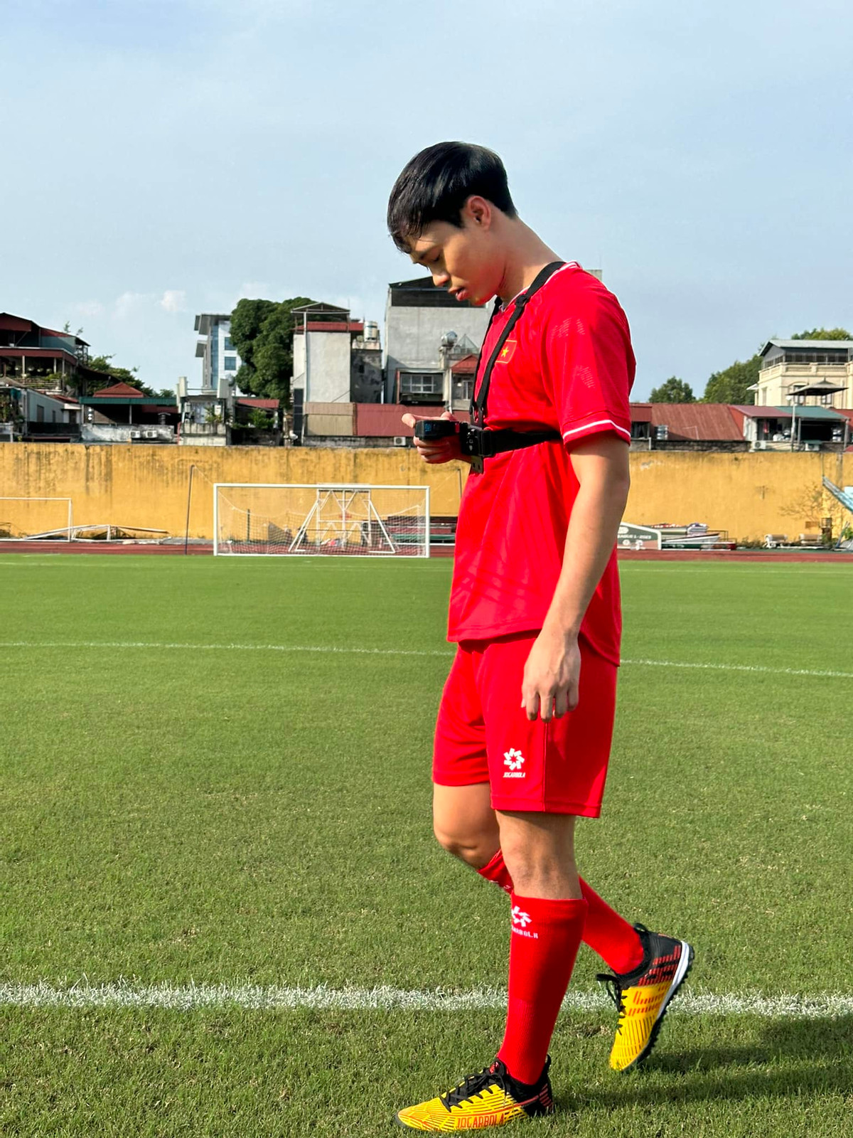 Trong sự nghiệp của mình, Văn Toàn luôn đứng top những cầu thủ nội có thu nhập cao tại Việt Nam. Ảnh: FB Nguyễn Văn Toàn