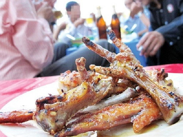 Đặc sản “bàn nhậu” không rõ nguồn gốc tung hoành thị trường - Hình 3 Dac san “ban nhau” khong ro nguon goc tung hoanh thi truong-Hinh-3