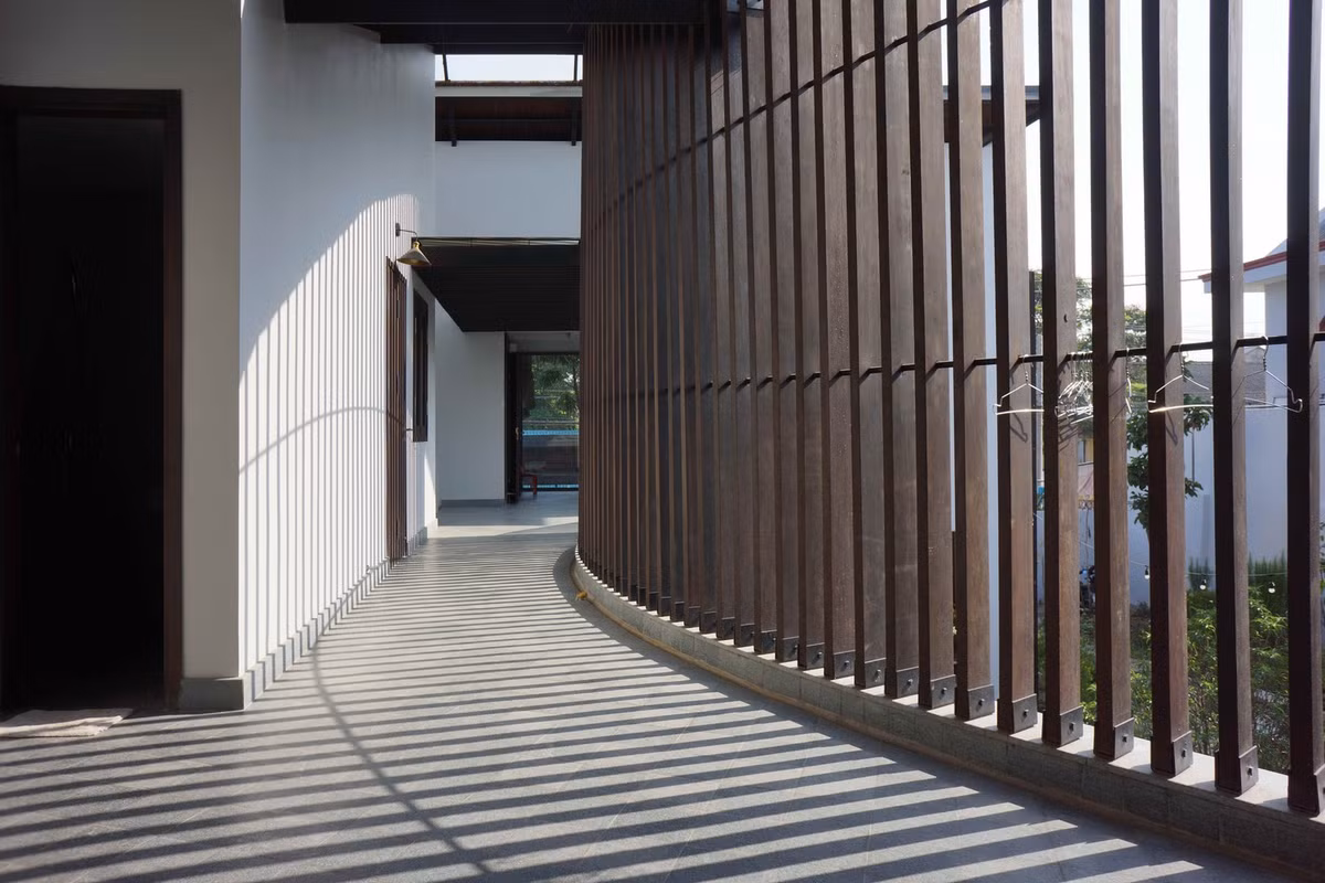 Hệ thống điện tử thông minh điều chỉnh tất cả các thiết bị điện tử theo nhu cầu cá nhân vừa tiết kiệm, vừa hiệu quả. Ảnh: Sơn Vũ