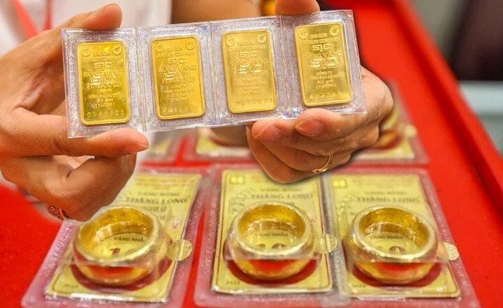 Giá vàng hôm nay 12/12: Vàng nhẫn, vàng miếng tăng như vũ bão? Gia vang hom nay 12/12: Vang nhan, vang mieng tang nhu vu bao?