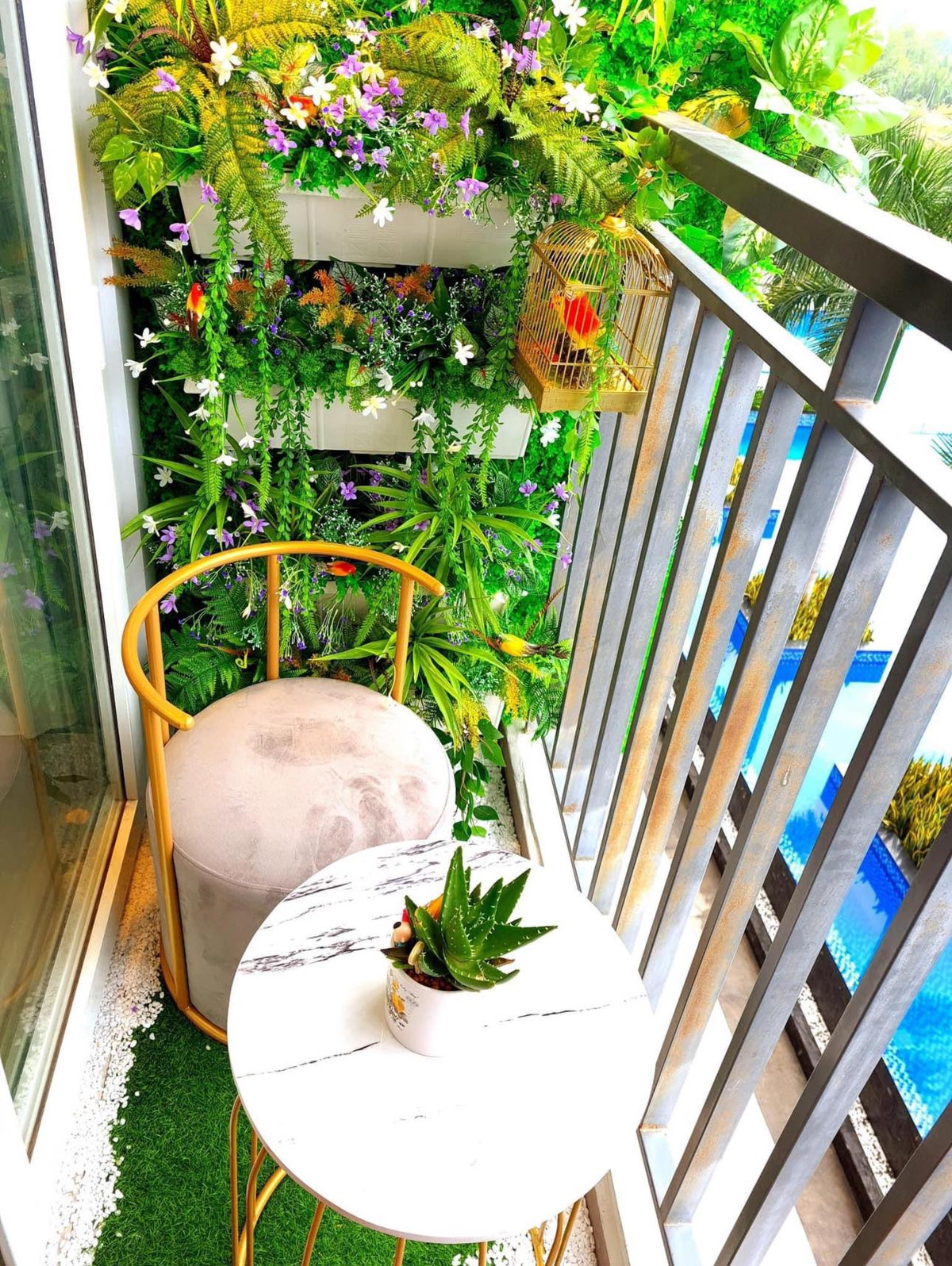 Khu vực ban công được Bùi Lý Thiên Hương thiết kế thành không gian thư giãn. Ảnh: Bùi Lý Thiên Hương
