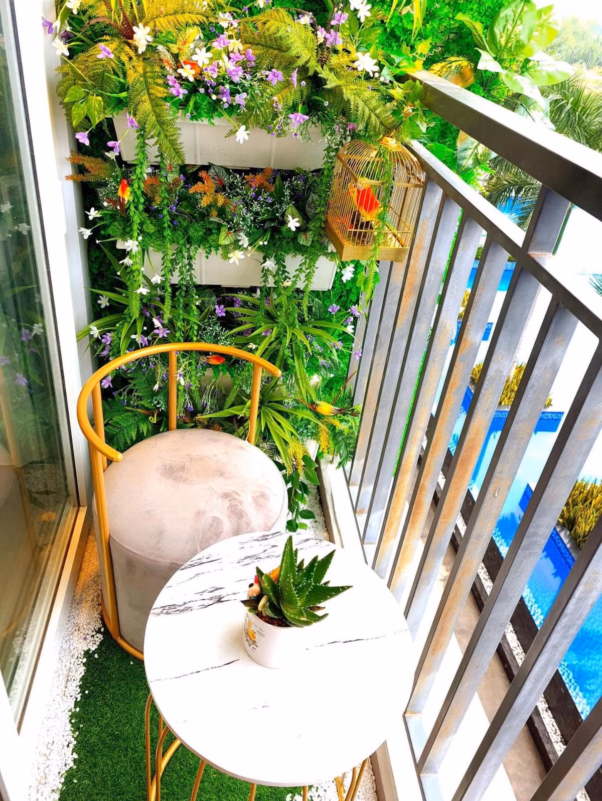 Khu vực ban công được Bùi Lý Thiên Hương thiết kế thành không gian thư giãn. Ảnh: Bùi Lý Thiên Hương