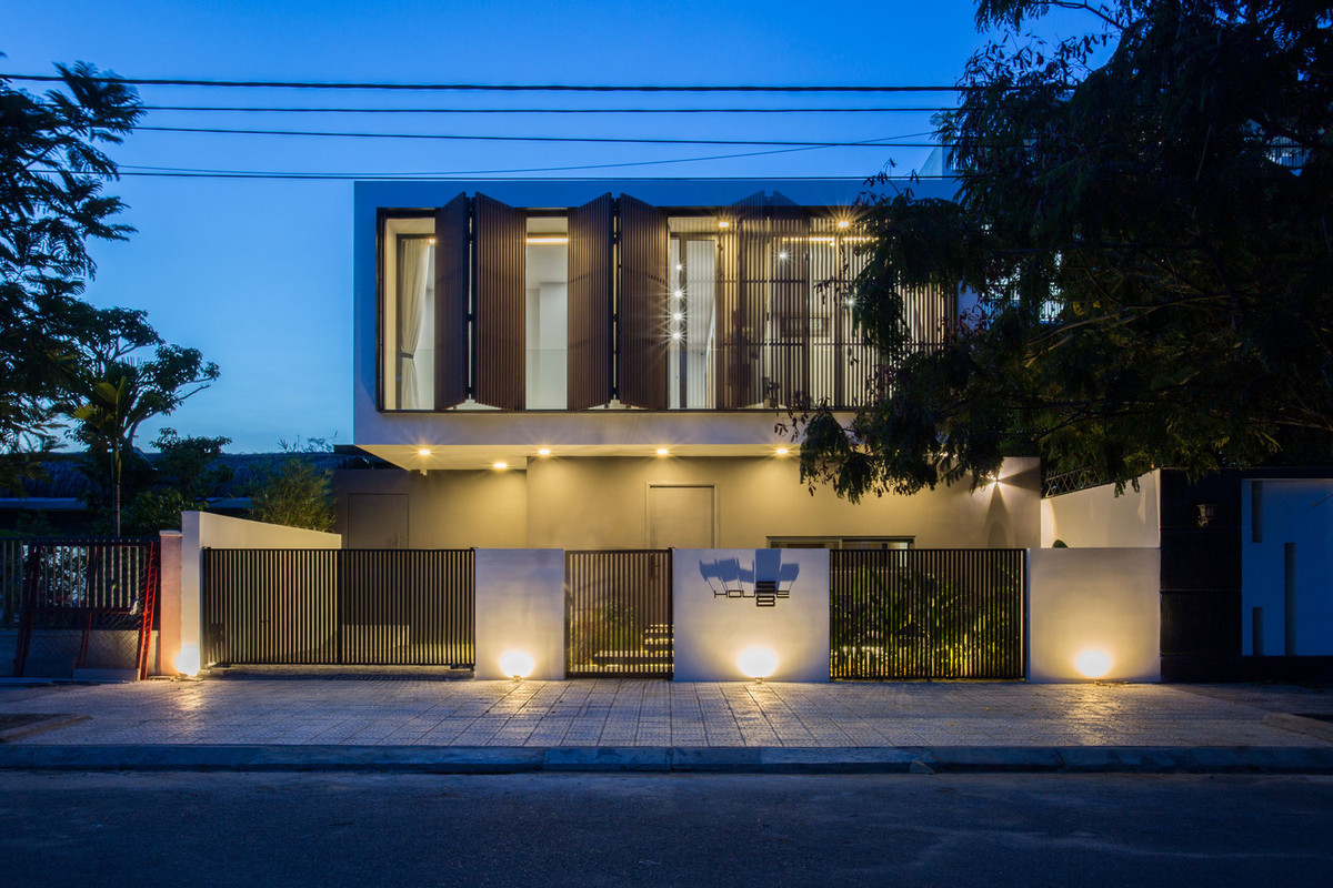 Theo đó, kiến trúc sư tập trung vào các nguyên tắc thiết kế của mình. Ngôi nhà có thể kỳ lạ đối với một số người do sự trái ngược trong việc tổ chức không gian, trái ngược với kiểu truyền thống. Ảnh: Archdaily