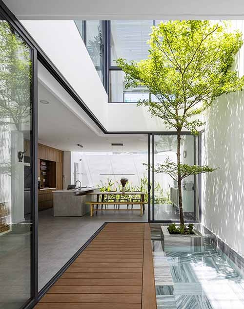 Phong thủy nhà ở đặc biệt chú trọng đến yếu tố “tàng phong, tụ khí”, nghĩa là gió mang tài lộc đến, tụ lại trong căn nhà. Ảnh: Người lao động