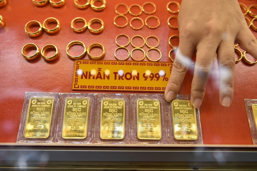 Gia vang hom nay 05/10: Vang nhan vuot vang mieng?