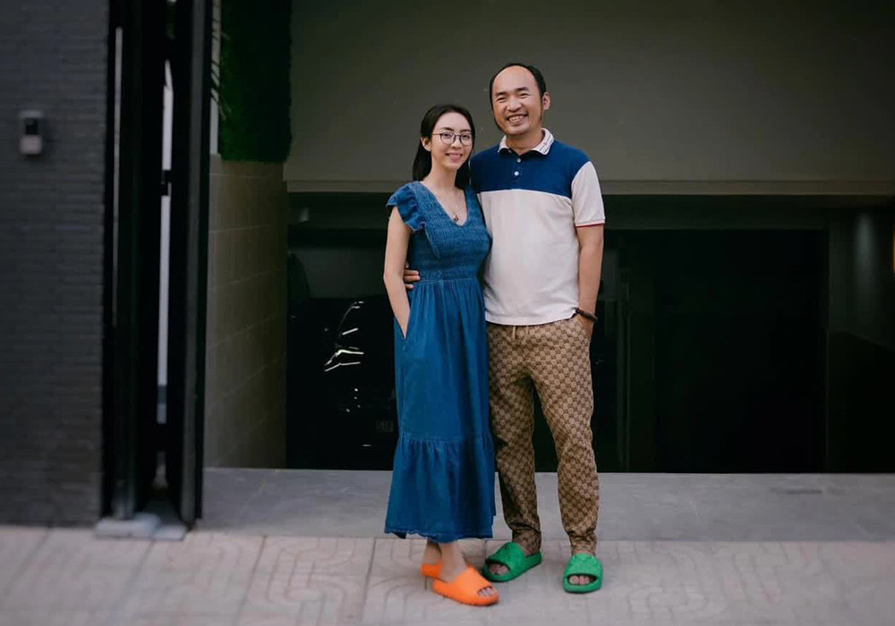 Trong đó, đáng chú ý là ngôi biệt thự bề thế 4 tầng tại TP HCM. Ảnh: FBNV