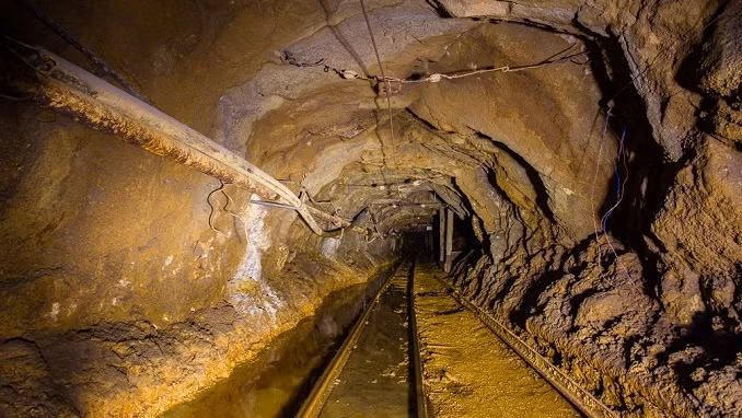 Sản lượng vàng của Nga đạt 310 tấn vào năm 2023, tương đương với năm trước. Sản lượng vàng của Nga đã tăng đáng kể kể từ năm 2017, khi chỉ sản xuất được 255 tấn vàng. Ảnh: Russia Business Today