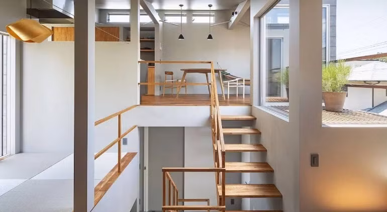 Thiết kế mô-đun hiện đại được ưa chuộng tại Nhật Bản bởi đất đai hạn chế. Những ngôi nhà nhỏ khiến các kiến trúc sư phải suy nghĩ nhiều hơn về việc tạo ra những không gian đa chức năng, đa diện, năng động. Ảnh: Everlineart