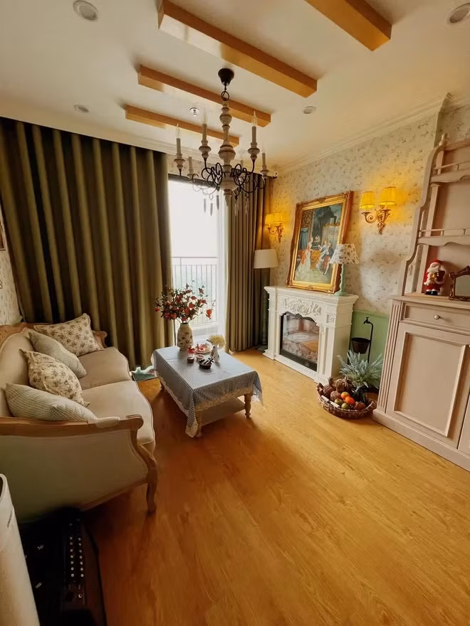 Ca sĩ Hòa Minzy từng rao bán 2 căn nhà ở vị trí đắc địa tại quận 1 (TP HCM) với giá khoảng 7-8 tỷ đồng/căn. Ảnh: FBNV