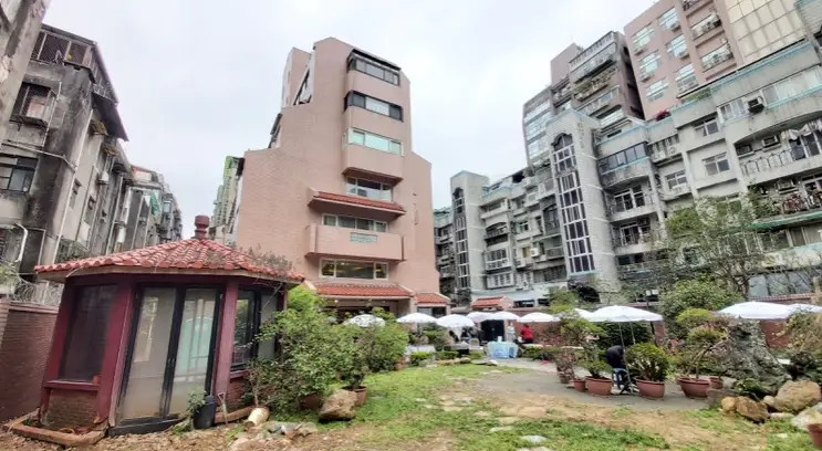 Nhiều người ước tính, căn biệt thự có giá trị lên tới 2.000 tỷ. Ảnh: Sohu