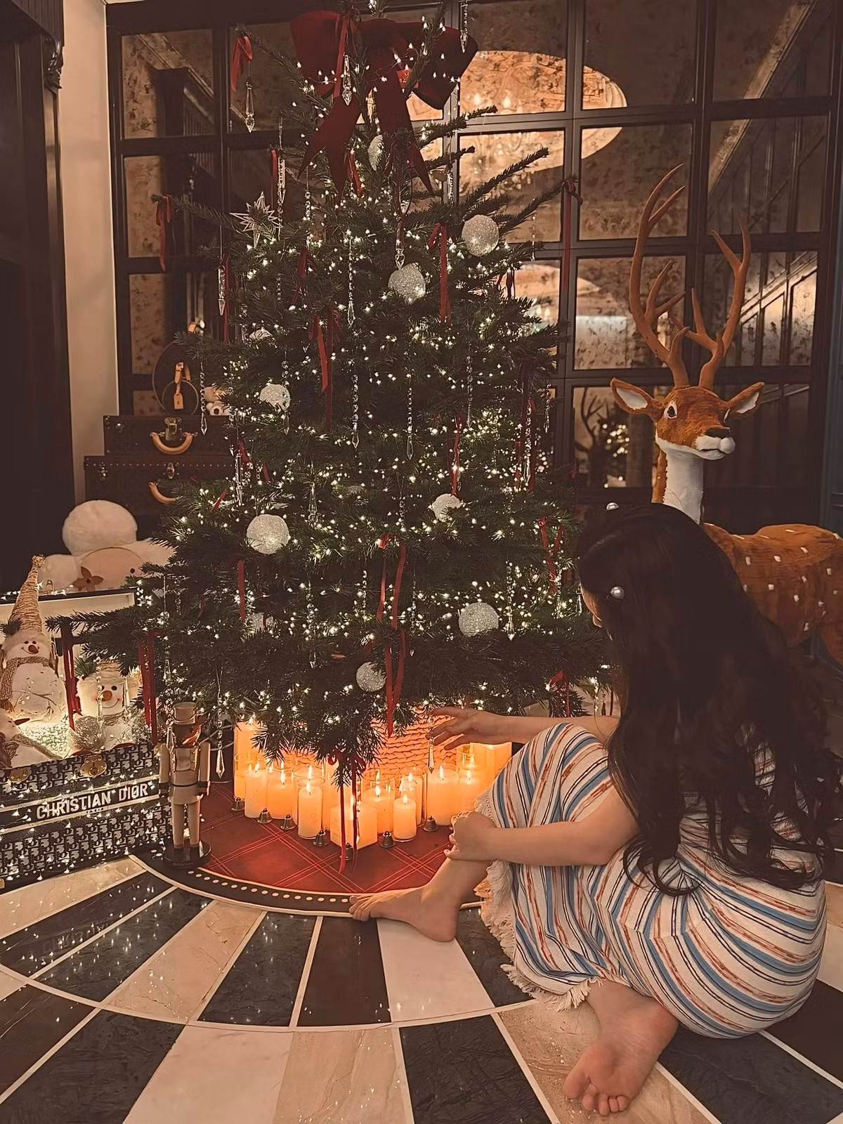 Những phụ kiện nhỏ xinh đặt rải rác khắp nhà. Ảnh: FB Đoàn Di Băng