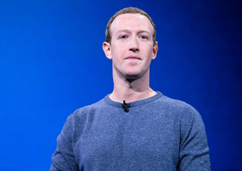 Ông chủ Facebook, Mark Zuckerberg đã chính thức gia nhập câu lạc bộ siêu tỷ phú với khối tài sản trị giá 201,9 tỷ USD (theo cập nhật thời gian thực của Forbes ngày 11/10). Ảnh: CNBC