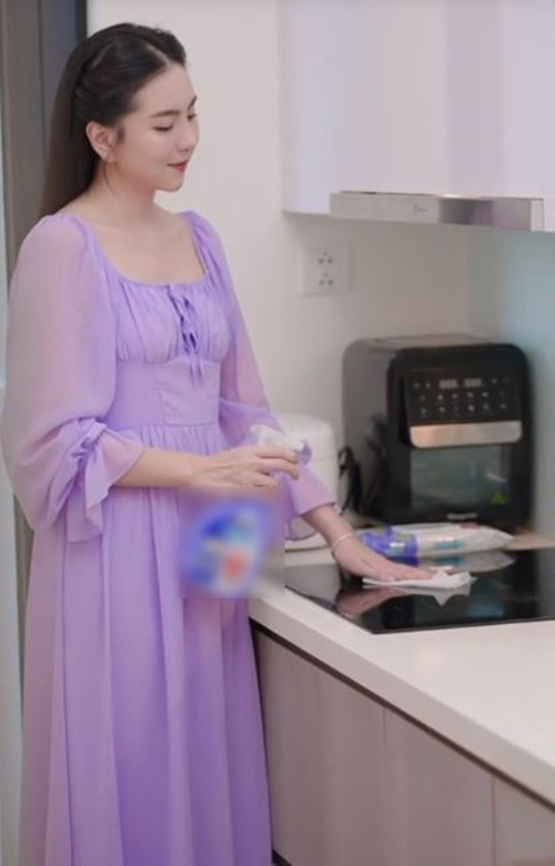 Khu bếp thường xuyên được Mai Ngọc dọn dẹp, lau chùi. Ảnh: FB Mai Ngọc