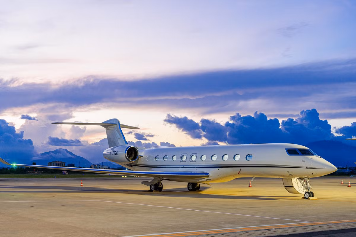 Nhiều người nổi tiếng sở hữu máy bay của Gulfstream như Bill Gates, Jeff Bezos hay Cristiano Ronaldo, Lionel Messi. Ảnh: Tiền phong