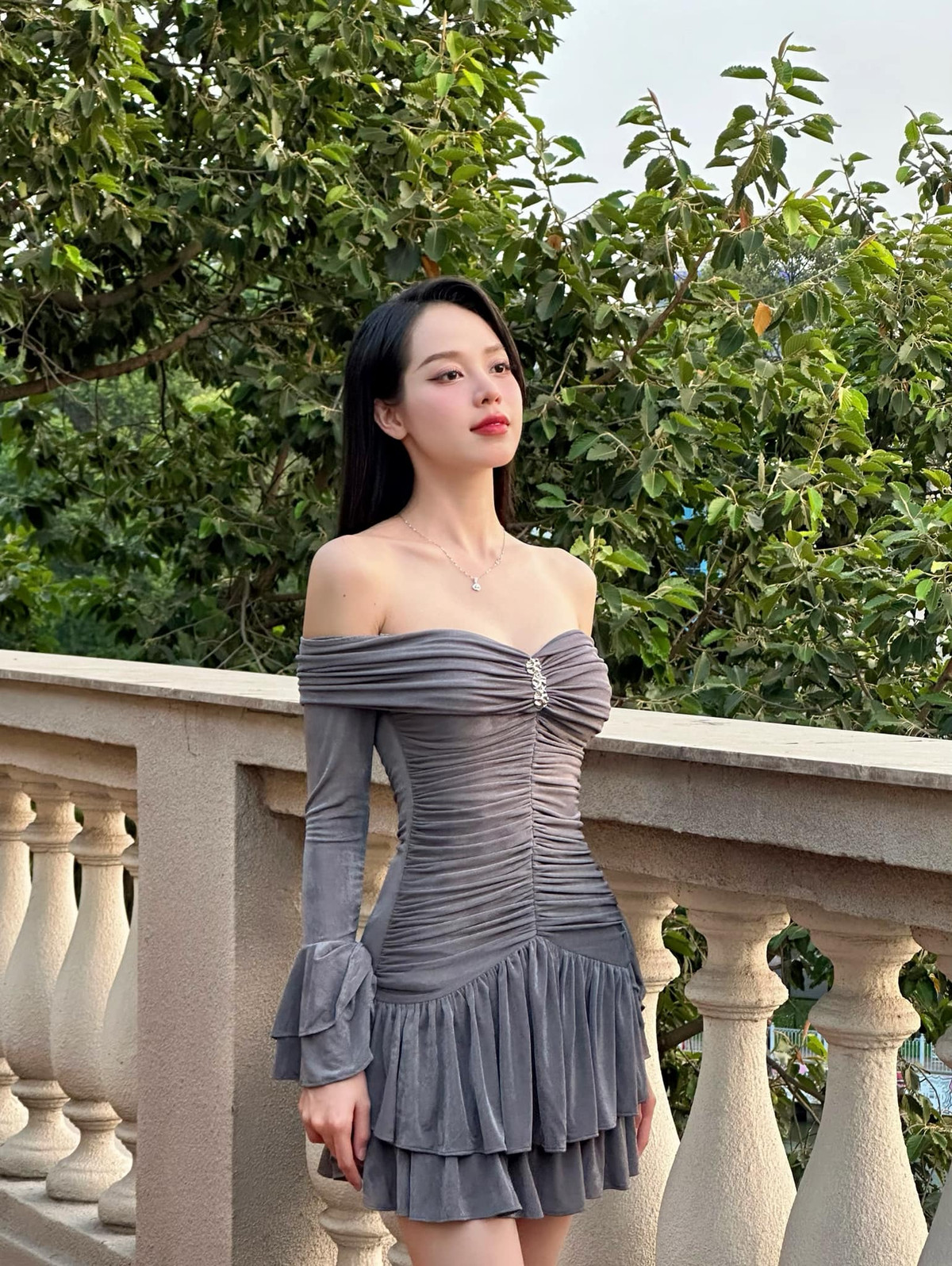 Ngay lập tức, các thông tin liên quan đến Tân Hoa hậu Quốc tế Thanh Thủy được cư dân mạng theo dõi sát sao, trong đó có cuộc sống của Thanh Thủy và gia đình tại quê nhà Đà Nẵng. Ảnh: FB Huỳnh Thị Thanh Thủy