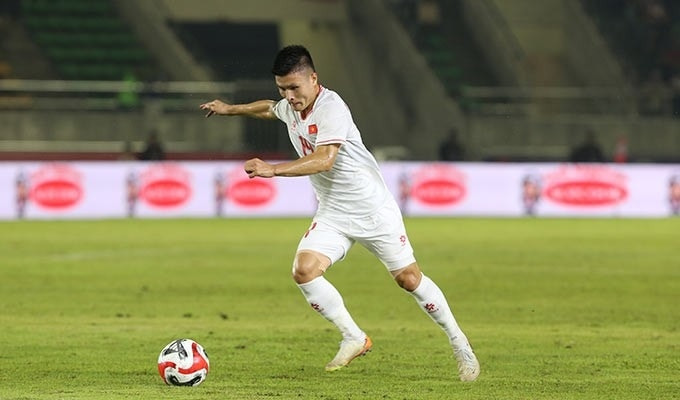 Không chỉ tỏa sáng trong màu áo của đội tuyển Việt Nam, Quang Hải còn được cho là cầu thủ giàu bậc nhất Việt Nam. Ảnh: Znews