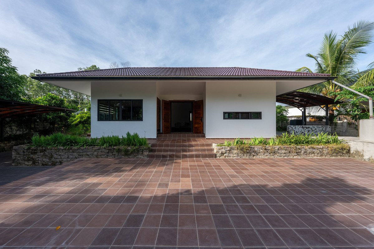 Gia chủ mong muốn một ngôi nhà có chi phí hợp lý nhưng bền vững và thân thiện với môi trường, có thể thu thập nước mưa để đáp ứng nhu cầu hàng ngày. Ảnh: Cao Hoa