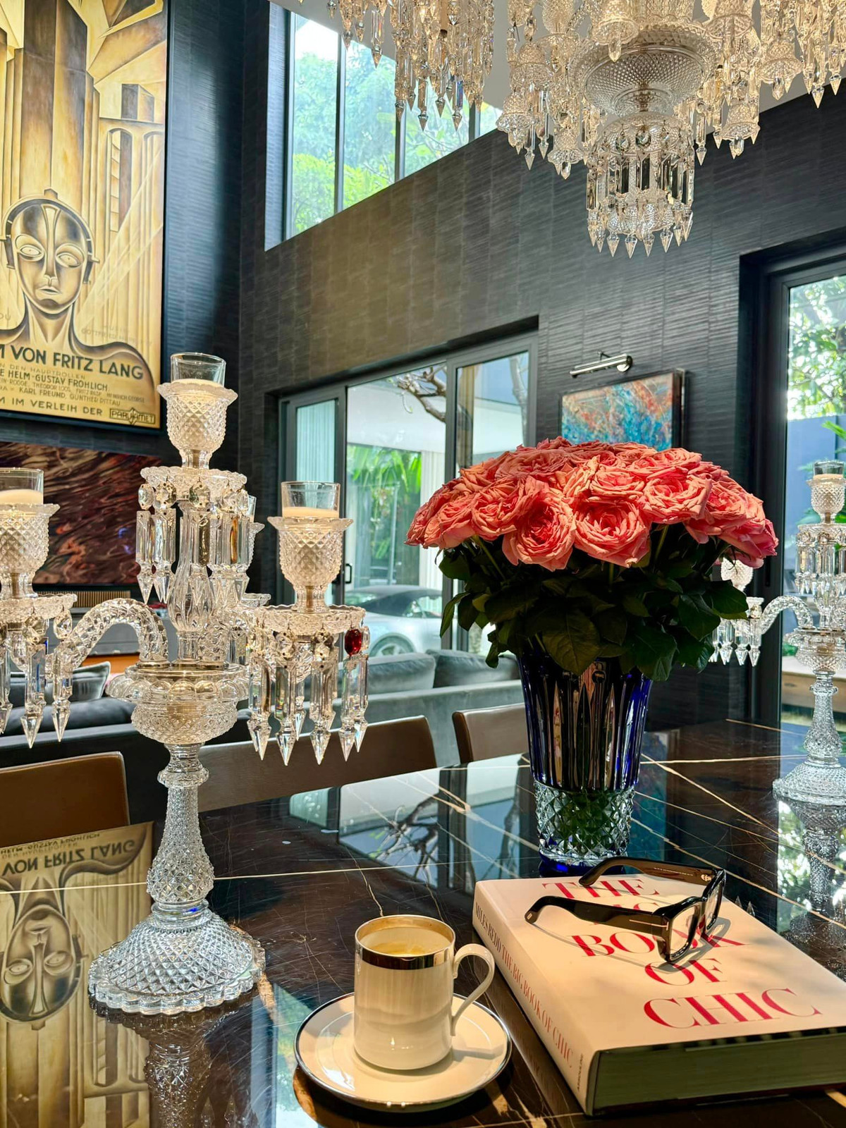 Mới đây, NTK Thái Công khoe ngôi nhà ông đang sống cùng bạn đời điển trai Huy Yves sau khi cả hai đăng ký kết hôn. Ảnh: FBNV