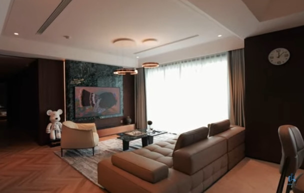 Căn nhà rộng 175m2, được thiết kế theo phong cách hiện đại. Ảnh chụp màn hình