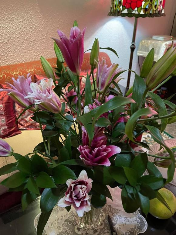 Mỗi mùa một loại hoa khác nhau. Ảnh: FBNV