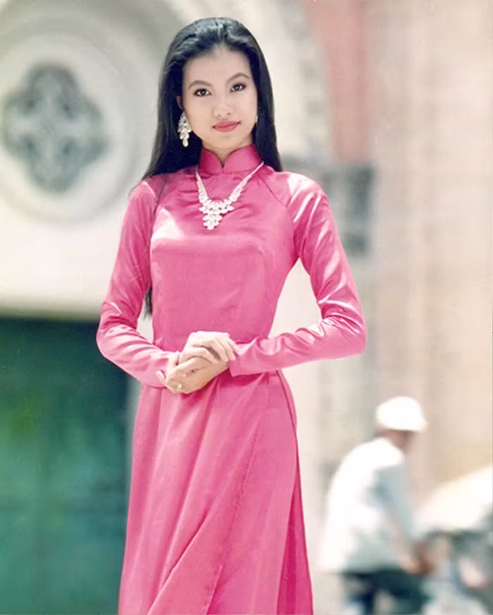  Ngô Mỹ Uyên (sinh năm 1974), đăng quang Hoa hậu Điện ảnh năm 1994 và Hoa hậu Thời trang quốc tế Ai Cập năm 1995. Ảnh: Saostar