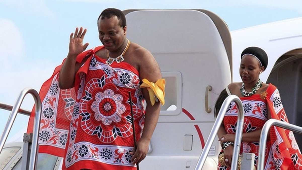 Khối tài sản của vua Mswati III tương đương khoảng 200 triệu USD (theo ước tính của Forbes năm 2008) Ảnh: CNN
