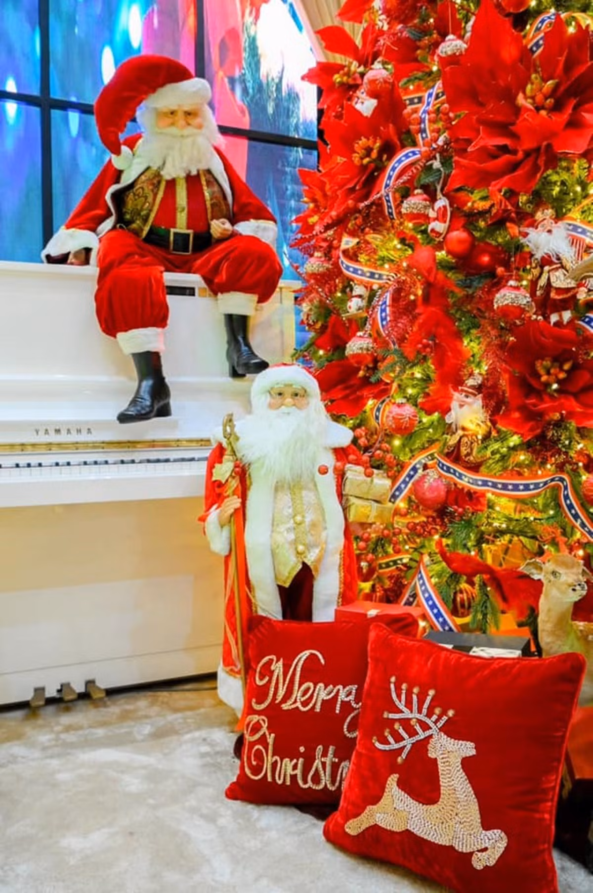 Đàm Vĩnh Hưng cho biết mọi vật liệu đều được nhập từ Mỹ về, một số mua ở Hà Nội. Ảnh: FBNV