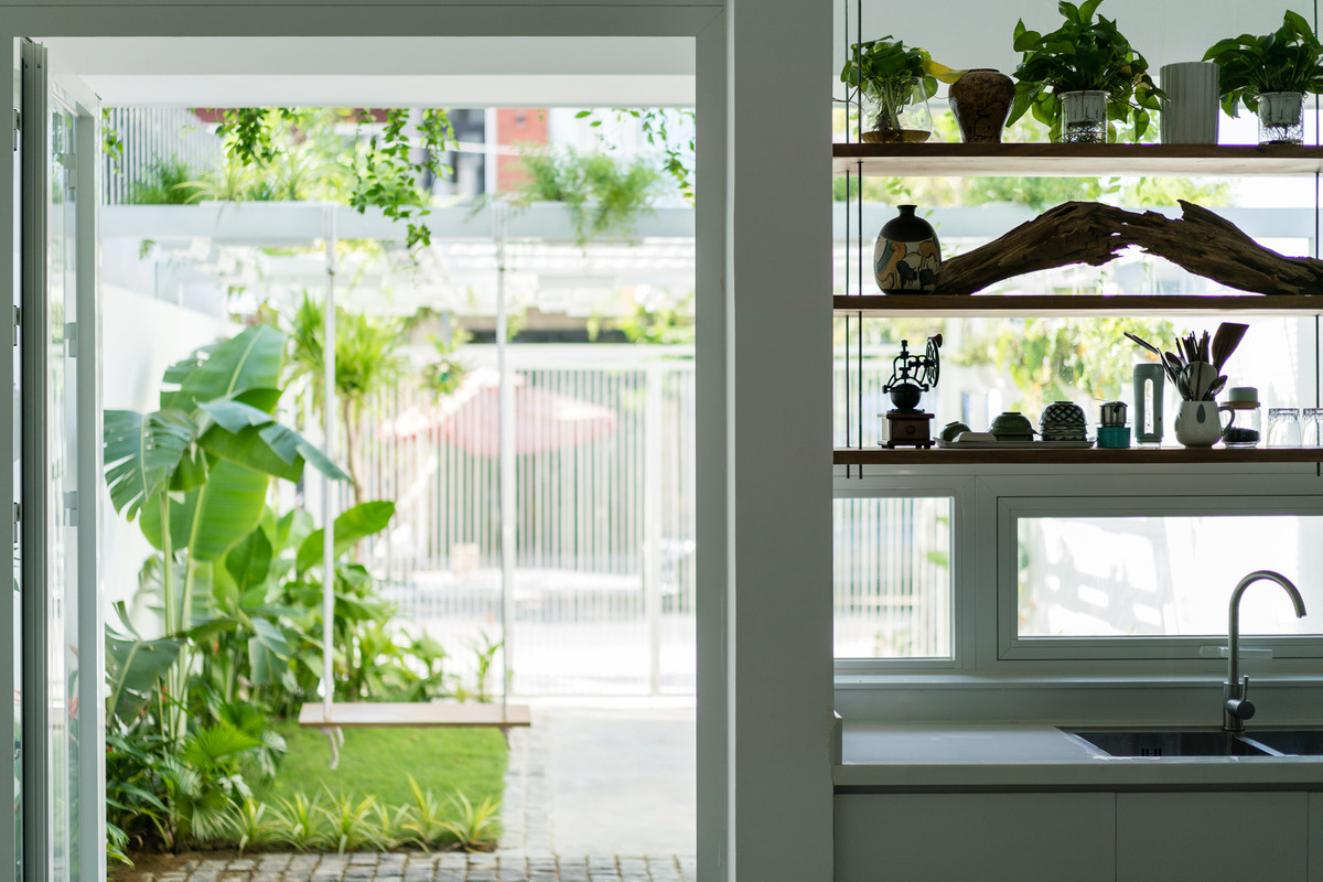 Cây xanh có vai trò không thể thiếu, là điểm nhấn của ngôi nhà, mang đến không gian thư giãn. Ảnh: Quang Dam