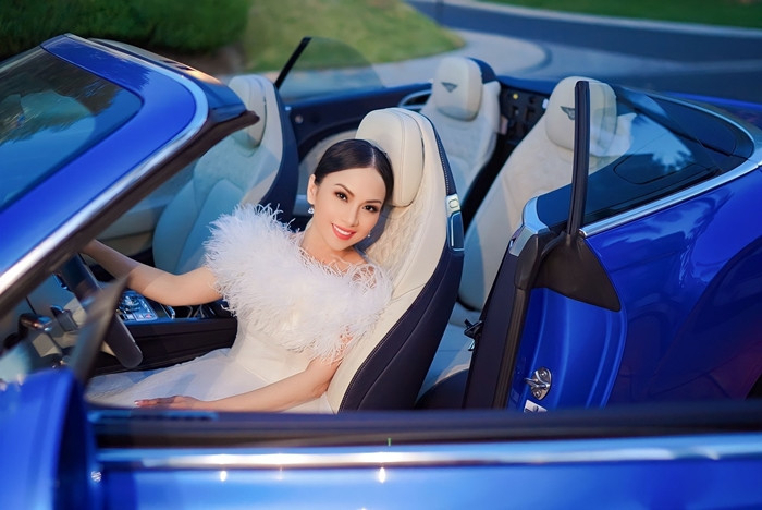 Nhiều năm trước, vị doanh nhân gốc Việt này đã sở hữu khối tài sản ước tính lên đến 1,1 tỷ USD và sở hữu bộ sưu tập xe đắt đỏ. Ảnh: Dân Việt