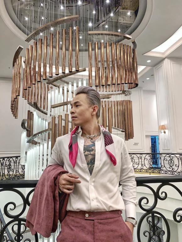 Trong một talkshow tham dự cùng Soobin năm 2020, Binz từng tiết lộ chuyện anh sống trong căn nhà có giá trị lên tới 28 tỷ đồng. Ảnh: Facebook