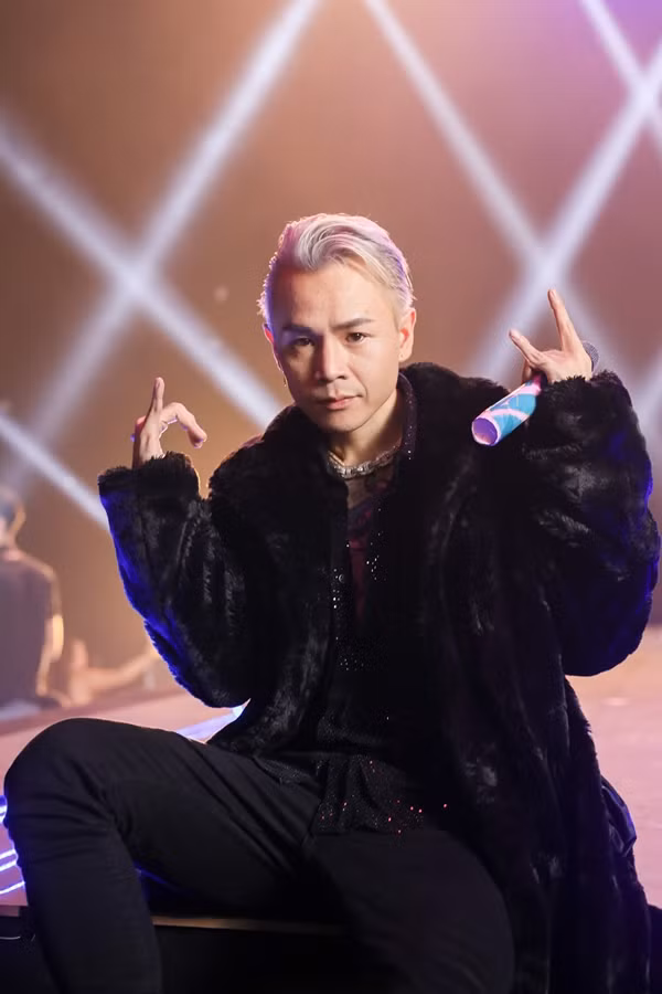 Bắt đầu sự nghiệp âm nhạc chuyên nghiệp năm 2008, đến nay Binz được đánh giá là rapper số 1 Việt Nam với mức cát-xê lên tới 300-400 triệu đồng/show diễn. Ảnh: Người lao động