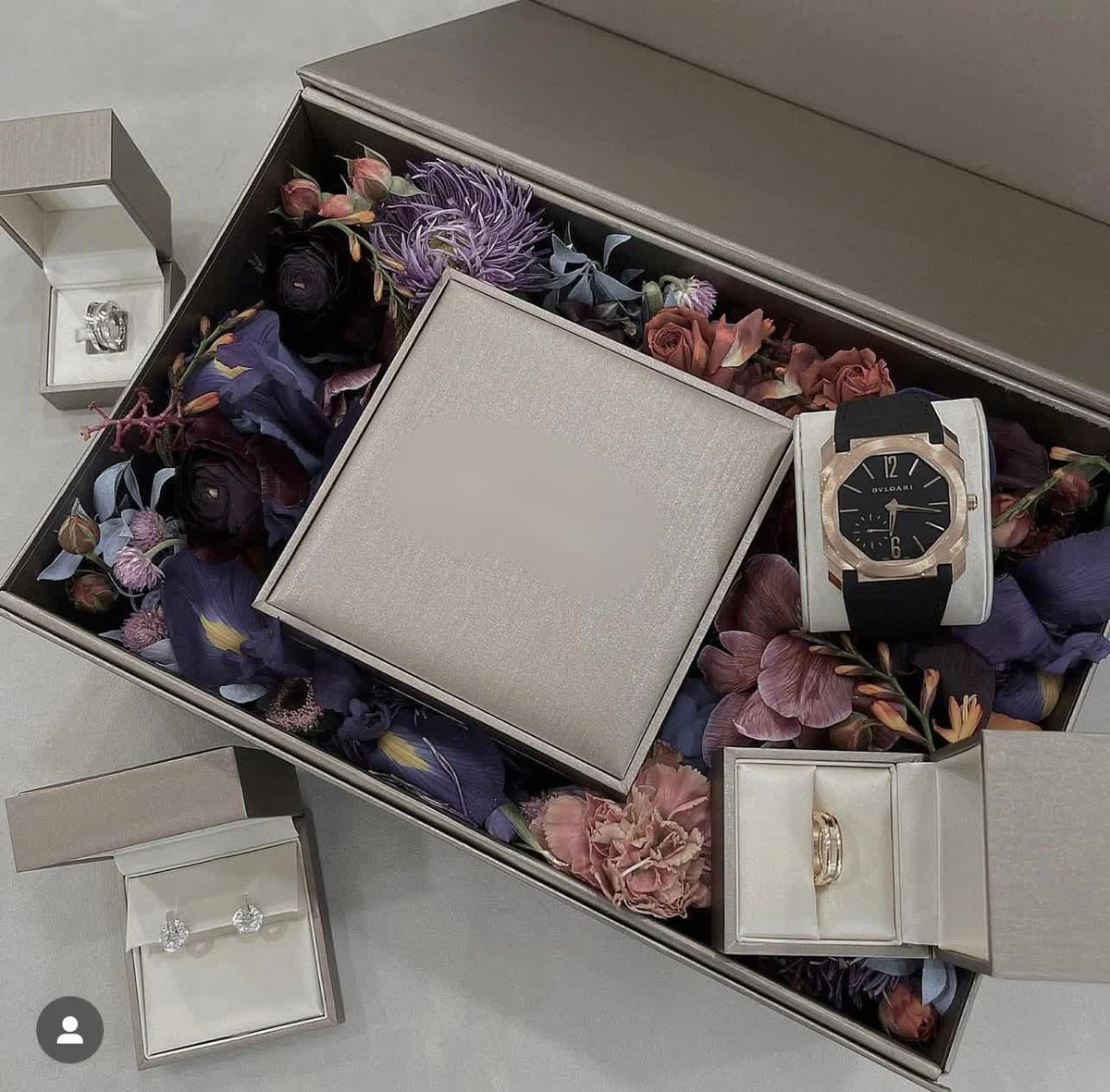 Độ chịu chơi của Sơn Tùng quả thực không phải dạng vừa. Ảnh: FBNV