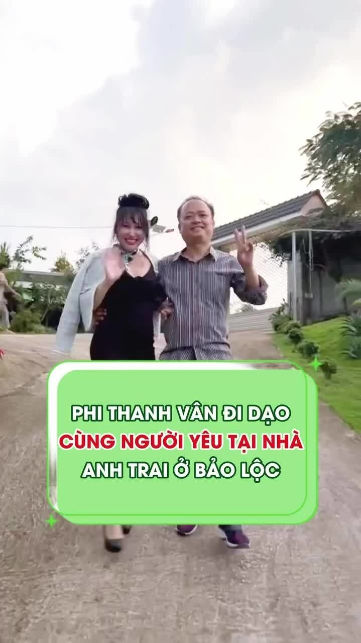 Bạn trai Phi Thanh Vân không chỉ là người yêu mà còn là bạn đồng hành, thậm chí là người thầy trong cuộc sống của nữ diễn viên. Ảnh chụp màn hình