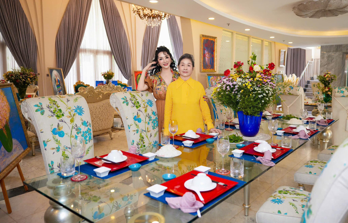 Hoa hậu Giáng My hiện sống trong biệt thự có diện tích sử dụng hơn 1.000 m2 ở khu Thảo Điền, Thành phố Thủ Đức, TP HCM. Ảnh: FB Giang My Nguyen