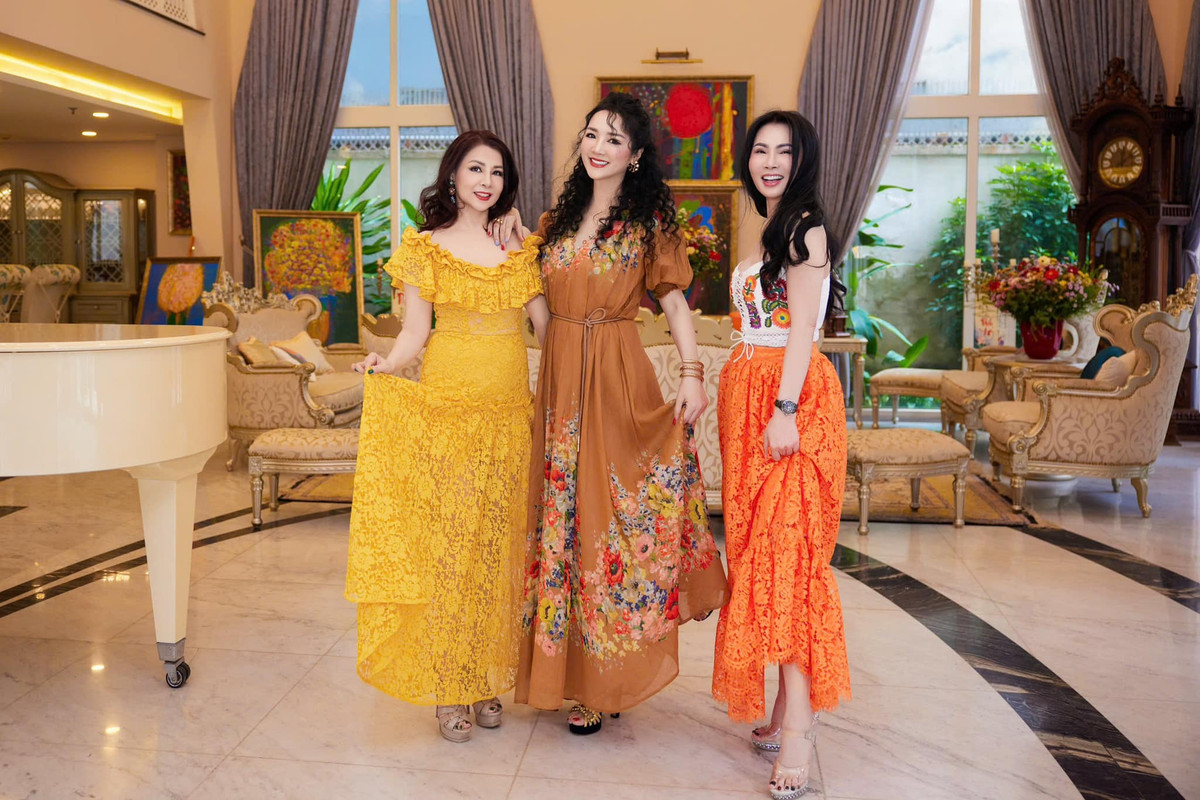 Đây là nơi người đẹp thường tổ chức tiệc vào các dịp lễ, Tết, sinh nhật, mời bạn bè là doanh nhân, nghệ sĩ tới chơi. Ảnh: FB Giang My Nguyen