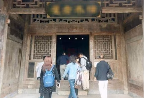 Vì vậy, căn nhà của ông Dương được định giá lên tới 800 triệu NDT (hơn 2.900 tỷ đồng) và tăng dần theo từng năm. Ảnh: 163