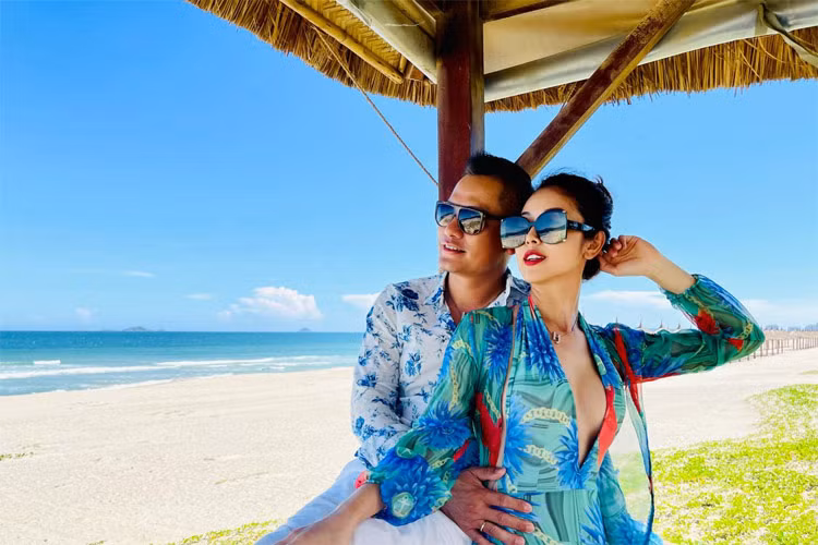 Nhờ chế độ ăn uống và tập luyện khoa học, nên dù đã qua 4 lần sinh nở, sắc vóc của Hoa hậu châu Á tại Mỹ 2006 vẫn ít ai bì kịp.