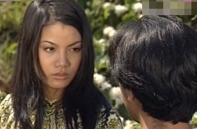 Xuất thân là người mẫu nhưng Trương Ngọc Ánh lại chứng tỏ được tài năng diễn xuất của mình qua rất nhiều bộ phim như: "Em còn nhớ hay em đã quên", "Giã từ dĩ vãng", "Đồng tiền xương máu", "Áo lụa Hà Đông", “Hương Ga”… (Ảnh: ngoisao.vn)