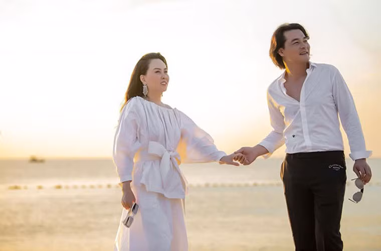 Tháng 7/2020 Quách Ngọc Ngoan báo tin vui anh và Phượng Chanel đã có 1 cô con gái chung. Đến tháng 4/2021, nữ doanh nhân tuyên bố cô và tình trẻ đã đường ai nấy đi sau 6 năm yêu đương.