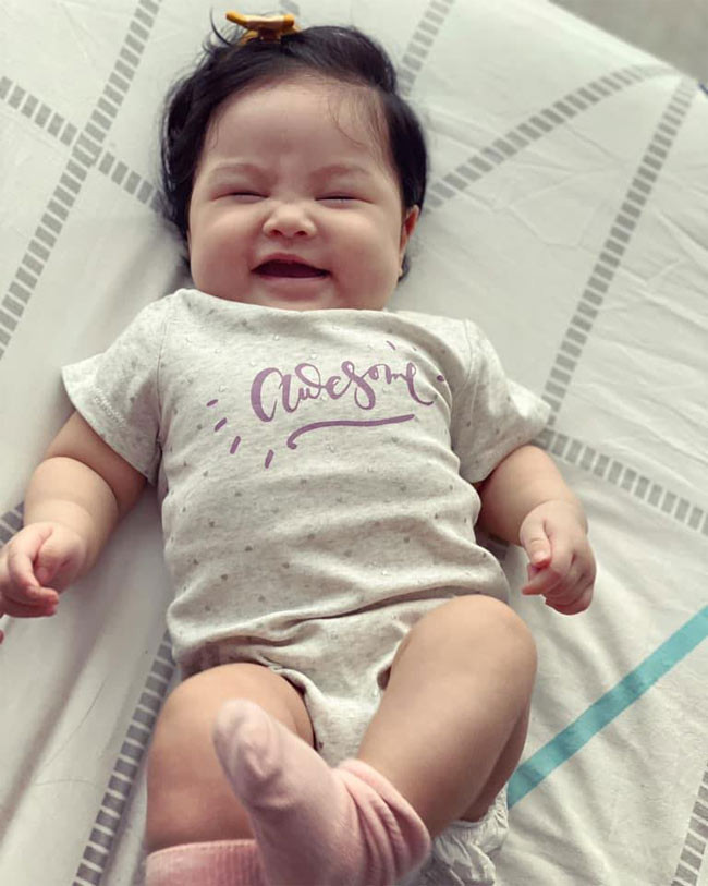 Mặc dù công khai ảnh con gái lên mạng xã hội nhưng Trần Bảo Sơn vẫn giấu danh tính mẹ của bé.