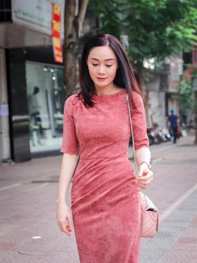 Được trở lại với diễn xuất có lẽ là một trong những yếu tố giúp người đẹp họ Quách ngày càng trẻ trung, yêu đời hơn.