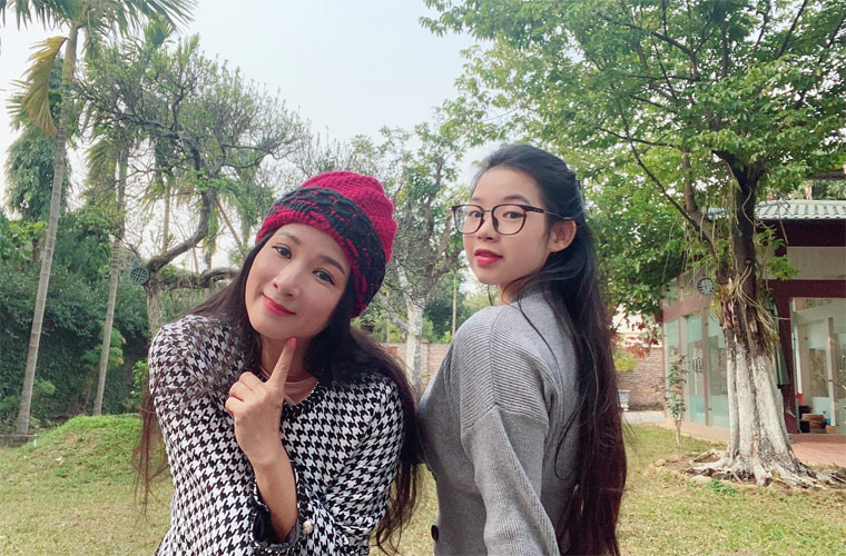 Nghệ sĩ Thanh Thanh Hiền cũng cho rằng hành động này của Chế Phong là muốn níu kéo. “Nhưng anh ấy không còn có thể liên lạc với tôi, cũng như có thông tin về nhau. Bởi tôi làm việc đấy một cách triệt để”.