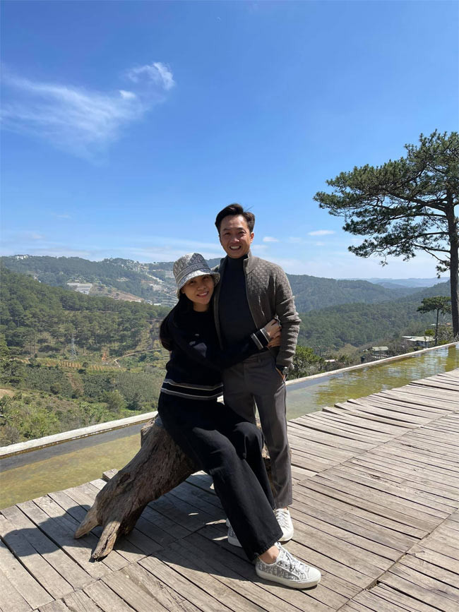 Sau hai năm kết hôn Cường Đô la và Đàm Thu Trang đang tận hưởng cuộc sống viên mãn bên hai con.