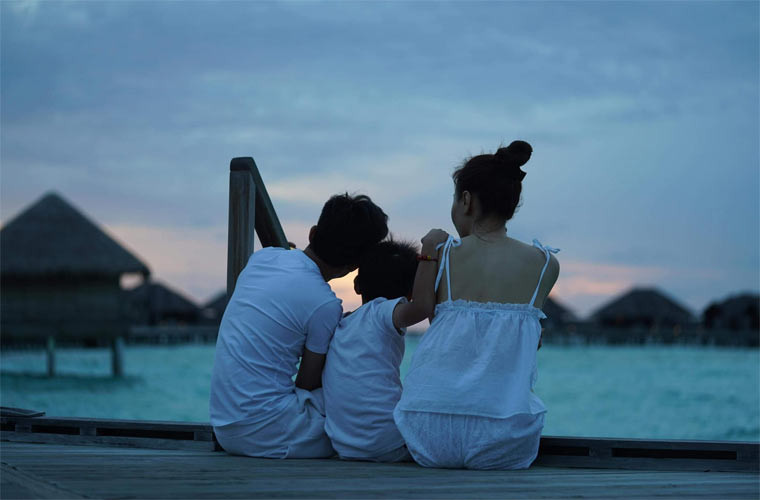 Khoảnh khắc đầm ấm của ba người mỗi khi bên nhau.