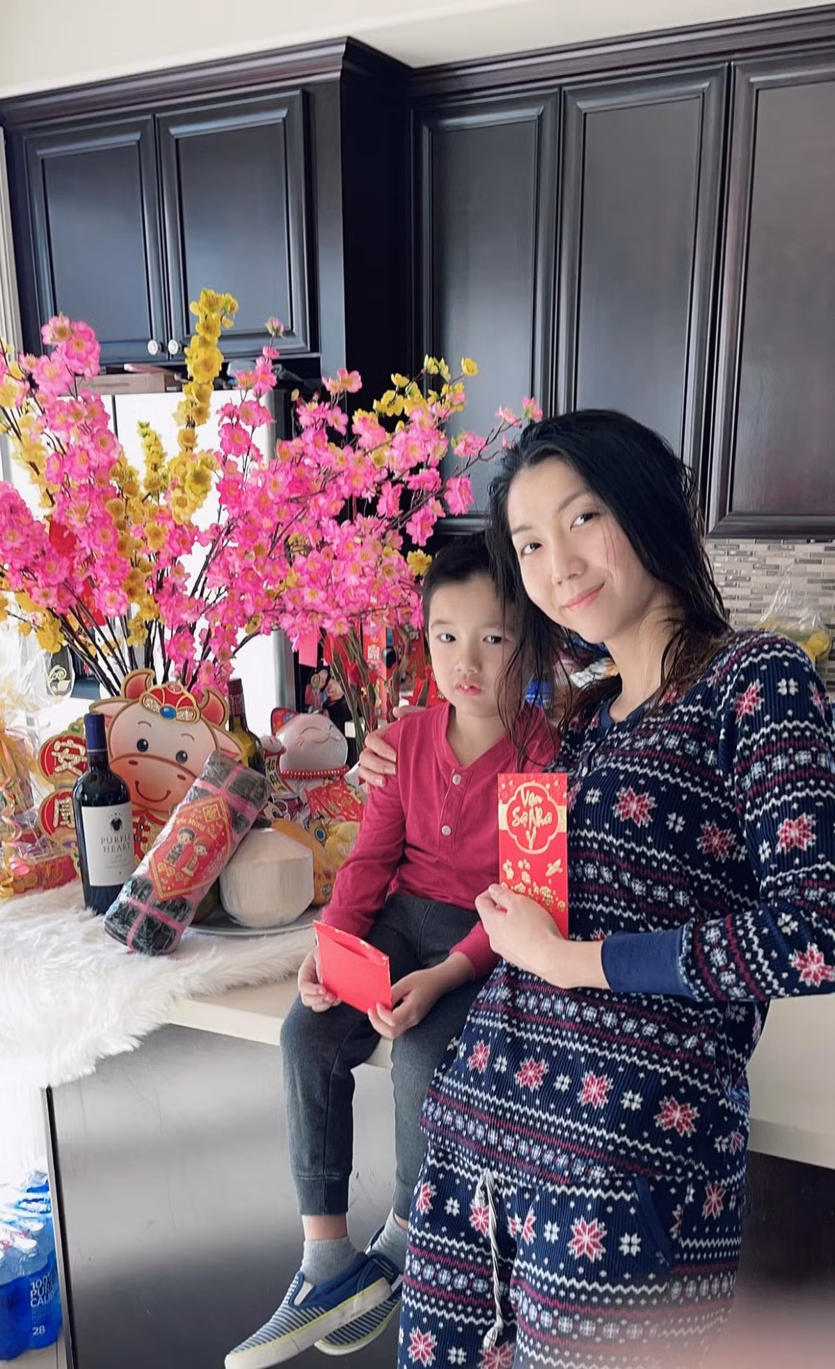 Từng tự ti, khép mình với suy nghĩ là kẻ ăn bám, là gánh nặng của ông xã Việt kiều, nên sau khi bước ra khỏi cuộc hôn nhân ấy, Ngọc Quyên quyết tâm tìm lại chính mình.