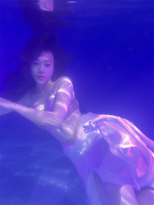 Thời gian này, Phương Oanh tăng thêm 6kg để vào vai Nam trong "Hương vị tình thân".