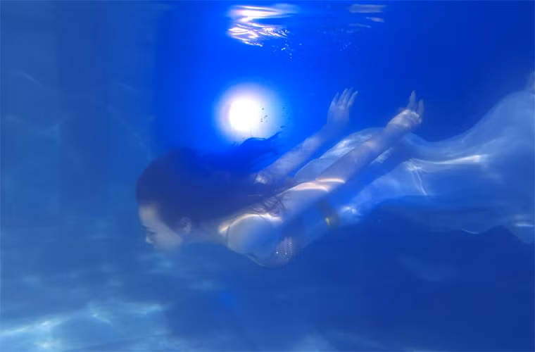 Tuy tăng cân nhưng Phương Oanh vẫn rất xinh đẹp quyến rũ.